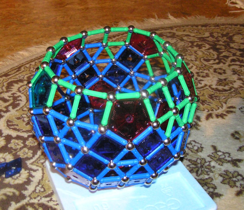 geomag ball